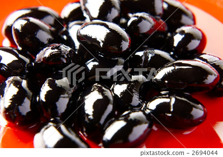 Black bean boiled red bowl Black bean boiled red bowl 2694044