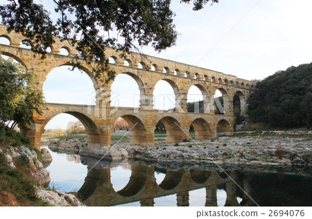 Ponduegar和女孩河（從樓梯） 2694076