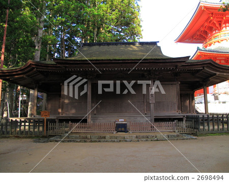 Koyasan羊駝的寺廟在大教堂裡 2698494