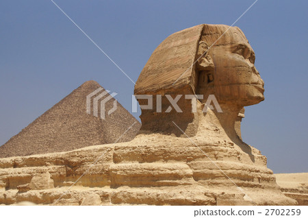 Sphinx and pyramid Sphinx and pyramid 2702259