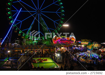 夜間遊樂園 2715692