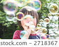 Soap bubble play (7) 2718367