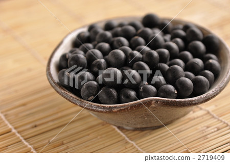 Black bean Black bean 2719409