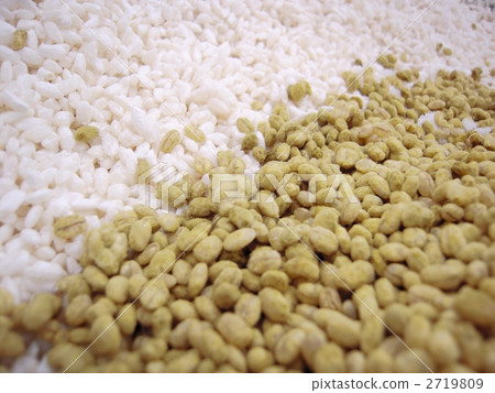 米曲和麥麩 米曲和麥麩 2719809