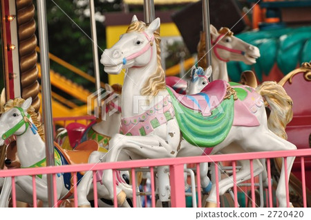 Merry go land 2720420
