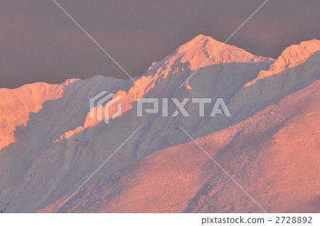 mount oputateshike, snow mountain, snowy mountain 2728892
