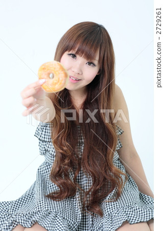 婦女和甜甜圈 婦女和甜甜圈 2729261