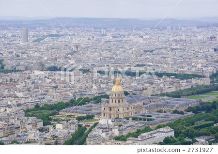 View from Paris Montparnasse Tower 2731927