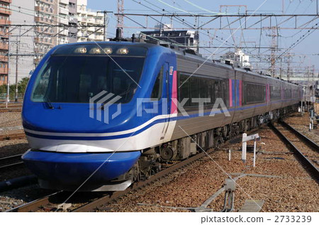 Limited express supermarket entering Shin-Osaka station Limited express supermarket entering Shin-Osaka station 2733239