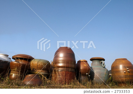 Shigaraki pottery rain Shigaraki pottery rain 2733353