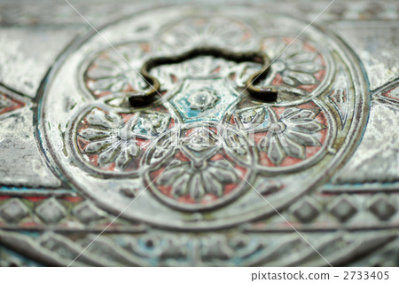 Old Moroccan container 2733405