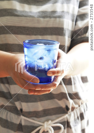 ice water ice water 2733548