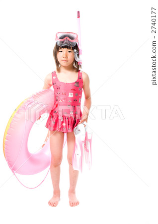 Child of swimsuit 2740177