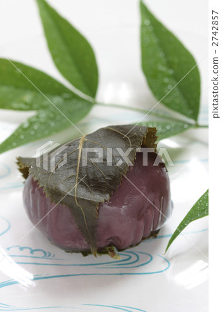 涼圓 豆沙涼圓 蓋著野葛澱粉的豆沙球 2742857