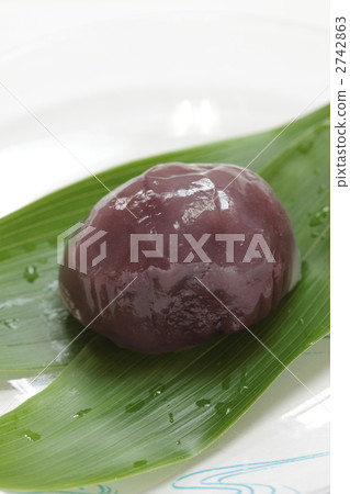 涼圓 豆沙涼圓 蓋著野葛澱粉的豆沙球 2742863