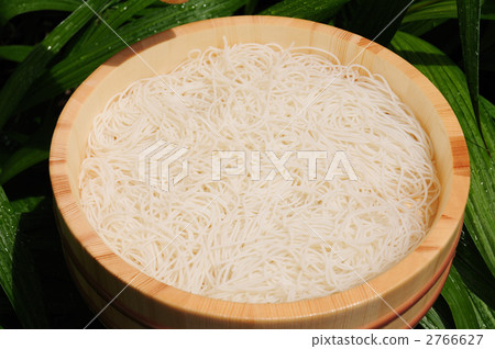 Soup subjected to water 2766627