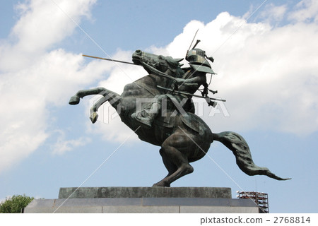 The horse statue of "Mogami Yoshimitsu" (Kasagi Park / Yamagata Town, Yamagata Prefecture) 2768814