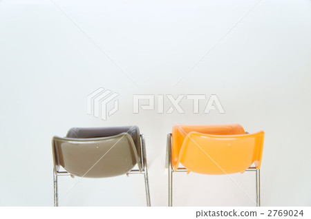 椅子 平行的 相同的 2769024