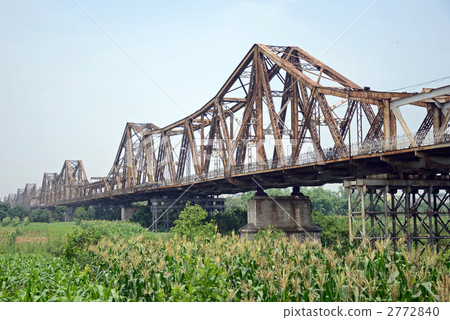 Lombien Bridge in Hanoi 2772840
