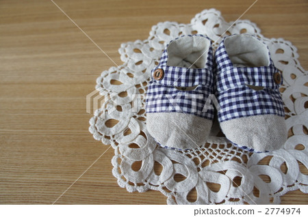 第一雙鞋 第一雙鞋 2774974