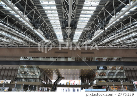 JR Osaka Station 2775139