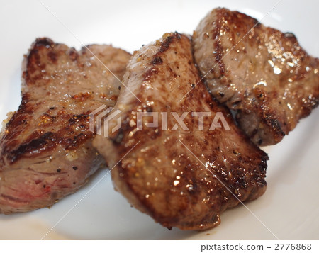 beefsteak, meat dish, steak 2776868