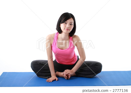 一個靈活運動的女人 2777136