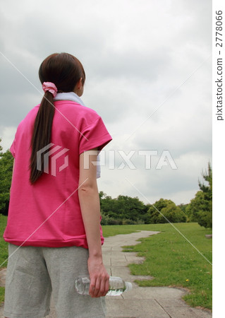 1名女子(運動) 1名女子(運動) 2778066
