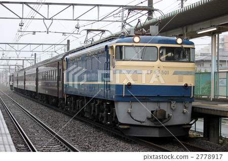 EF65  -  501 EL快速使用的冰。 2778917