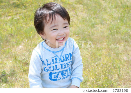 2 year old child 2 year old child 2782198