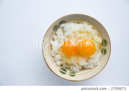 Raw egg Raw egg 2789973