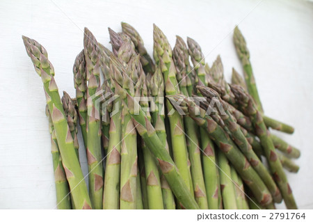 產地直送的北海道綠蘆筍，香甜可口 2791764