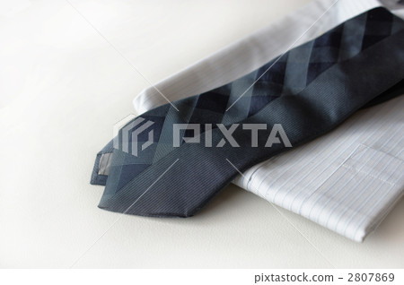 Ties and shirts 2807869
