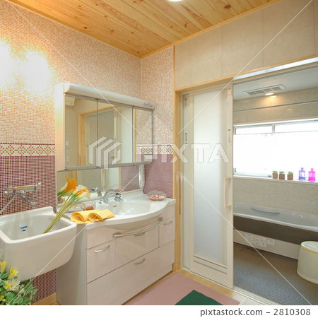 Tiled walls 2810308