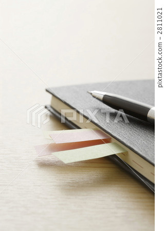 Schedule book with sticky notes Schedule book with sticky notes 2811021