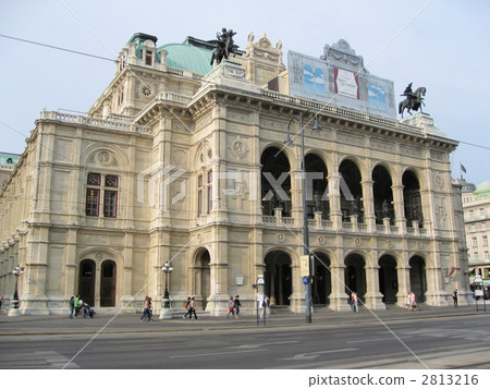 National Opera House (Austria) of the World Heritage Historic District of Vienna " National Opera House (Austria) of the World Heritage Historic District of Vienna " 2813216