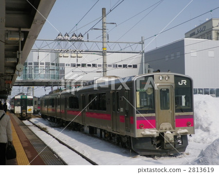 701系列和Kiha 110系列 2813619