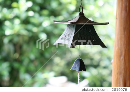 Wind chimes 005 2819076