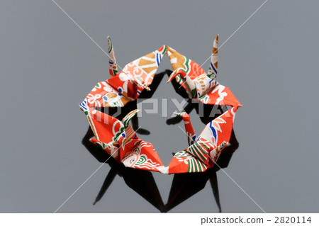 通訊起重機 2820114