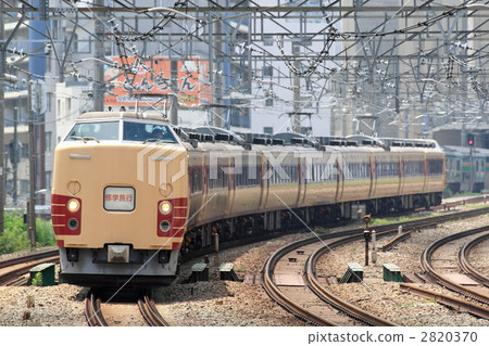 School trips train 2820370
