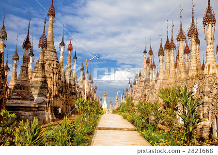 Kaku pagoda group of Myanmar 2821668