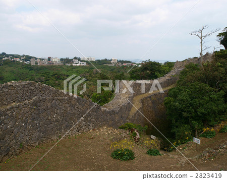 At Okinawa · Nakagusuku castle ruins 2823419
