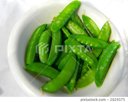 Boiled silky and snap pea Boiled silky and snap pea 2829375