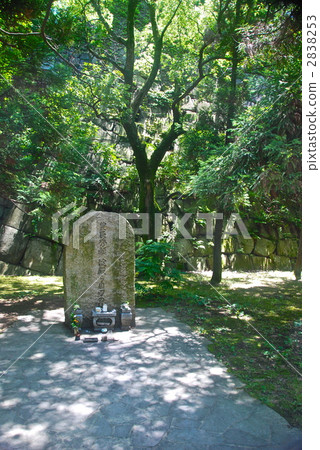 “豐臣秀和和淀和他自己的刀片”石碑(大阪城公園/中央區,大阪市)的石碑 “豐臣秀和和淀和他自己的刀片”石碑(大阪城公園/中央區,大阪市)的石碑 2838253