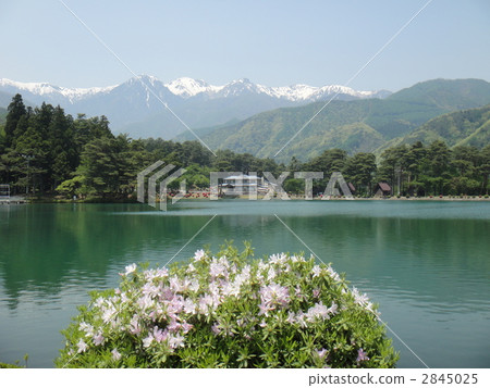 您可以從千人礦區公園中央阿爾卑斯山 2845025