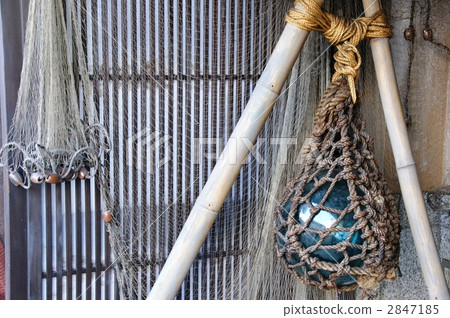 Float and fishing net Float and fishing net 2847185