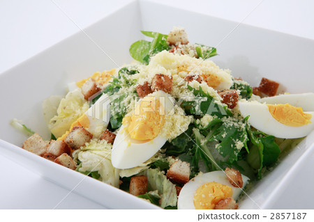 Caesar salad up 2857187