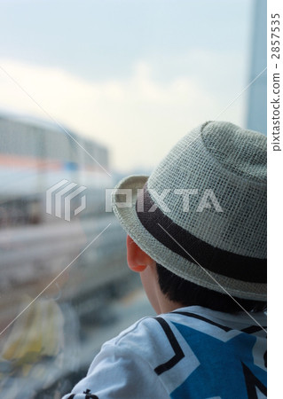 child, kid, haneda airport 2857535