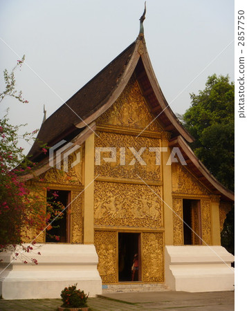 老撾瑯勃拉邦Wat Shen Tong Hearsebox 2857750