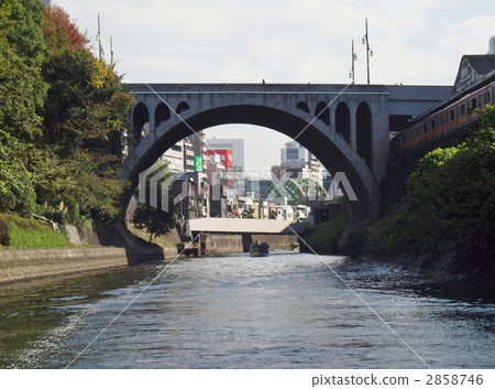 橋和神田河 2858746